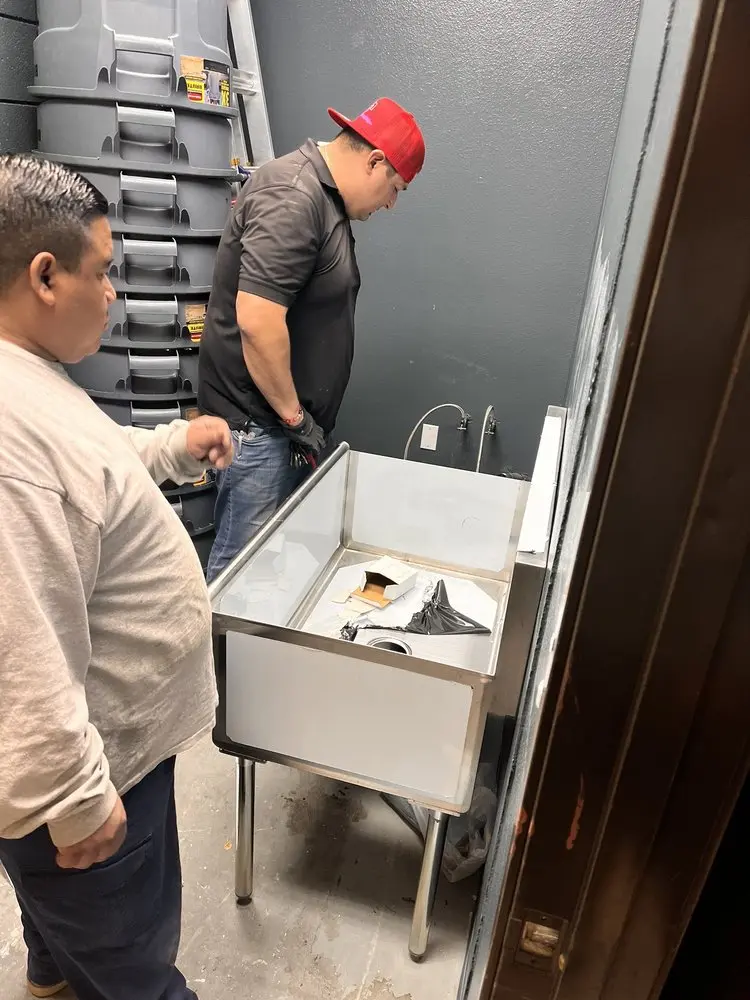 Commercial plumbing and sink installation in Mountaingate